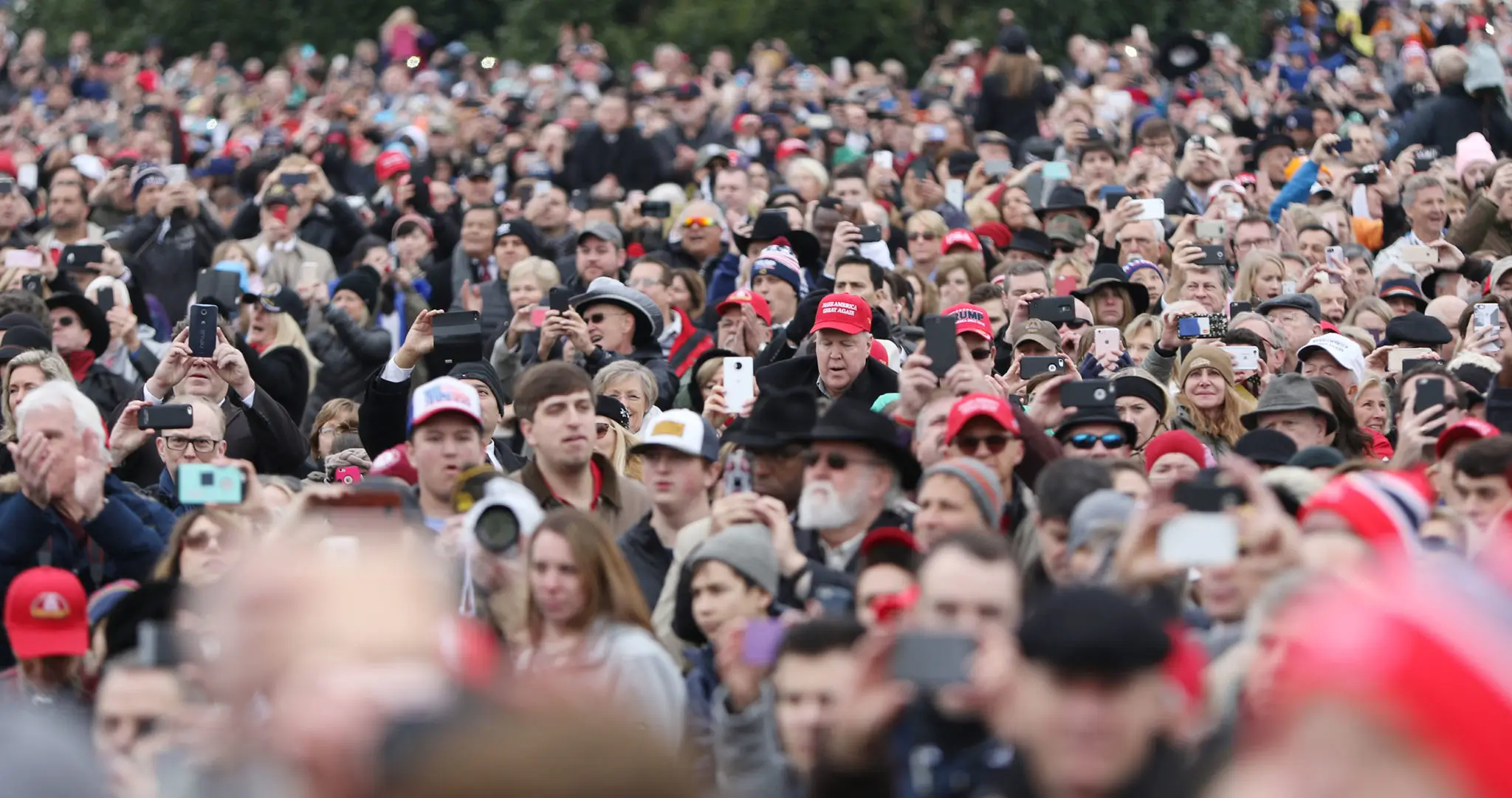 چگونه مخاطب هدف آنلاین خود را شناسایی کنید و بیشتر بفروشید